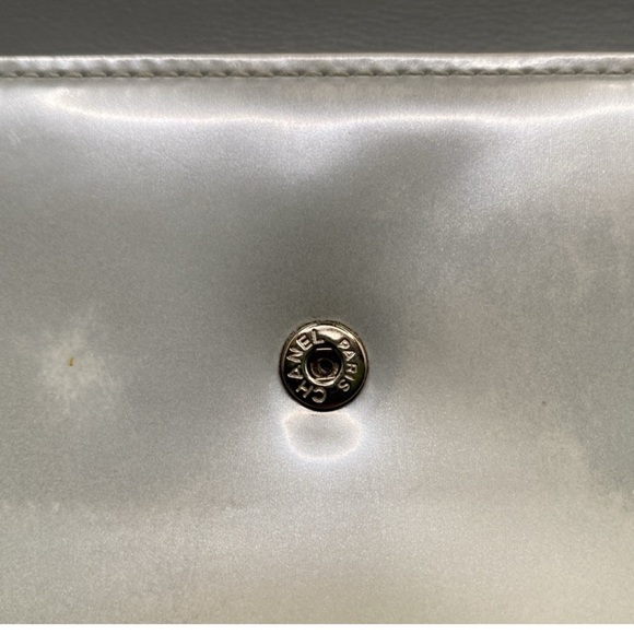 COPY - CHANEL BOY WALLET LONG Patent Leather Clean EUC (Box Dust Bag Included i… - Picture 15 of 16